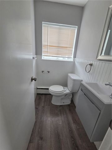 15 Barrows Street C, Providence, RI 02909