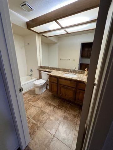 1417 W Swain Rd, Stockton, CA 95207