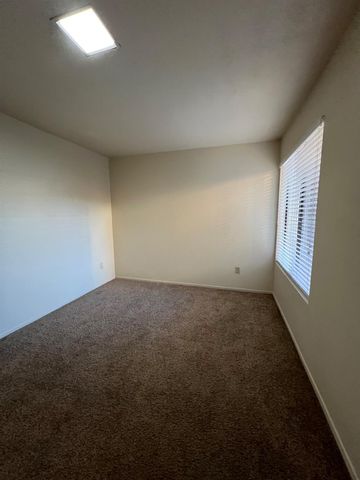 1417 W Swain Rd, Stockton, CA 95207