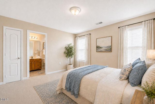 379 E Willhaven Drive, Fuquay Varina, NC 27526