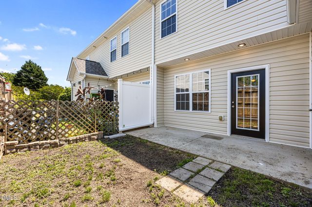 379 E Willhaven Drive, Fuquay Varina, NC 27526