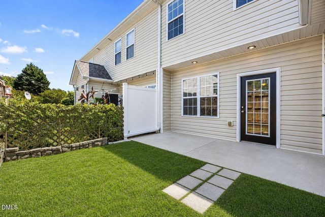 379 E Willhaven Drive, Fuquay Varina, NC 27526