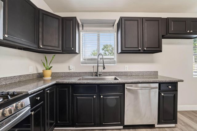 2308 Roanoke Ave, Sacramento, CA 95838