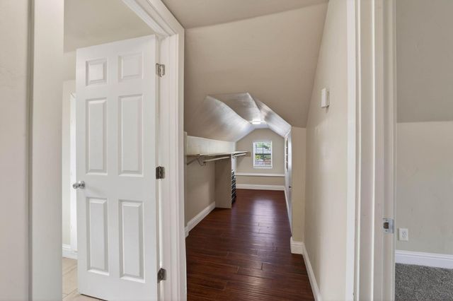 2308 Roanoke Ave, Sacramento, CA 95838