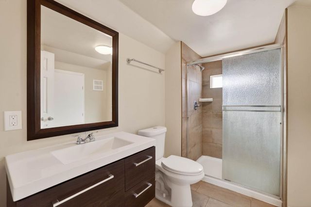 2308 Roanoke Ave, Sacramento, CA 95838