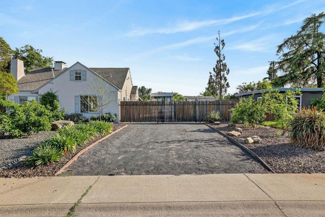 2308 Roanoke Ave, Sacramento, CA 95838