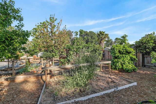 2308 Roanoke Ave, Sacramento, CA 95838