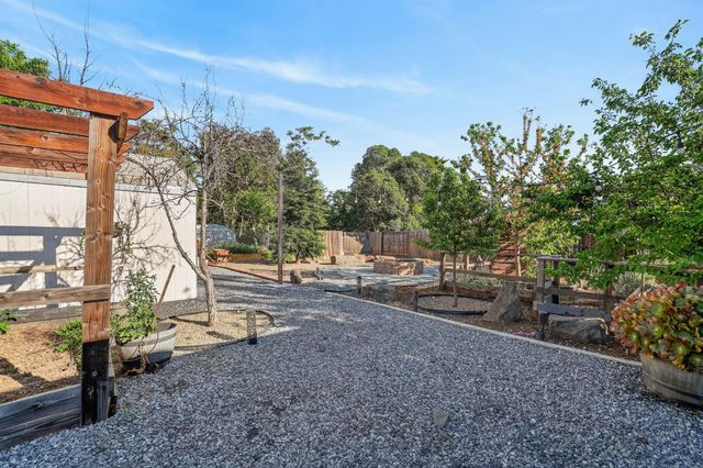 2308 Roanoke Ave, Sacramento, CA 95838