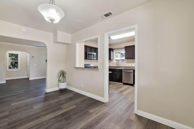 2308 Roanoke Ave, Sacramento, CA 95838