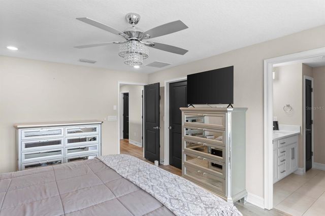 5351 BRIDGE STREET 42, Tampa, FL 33611