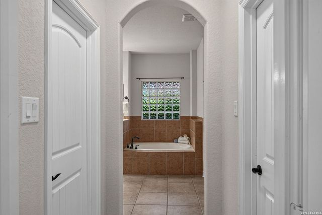 18907 Alpine Run, San Antonio, TX 78255