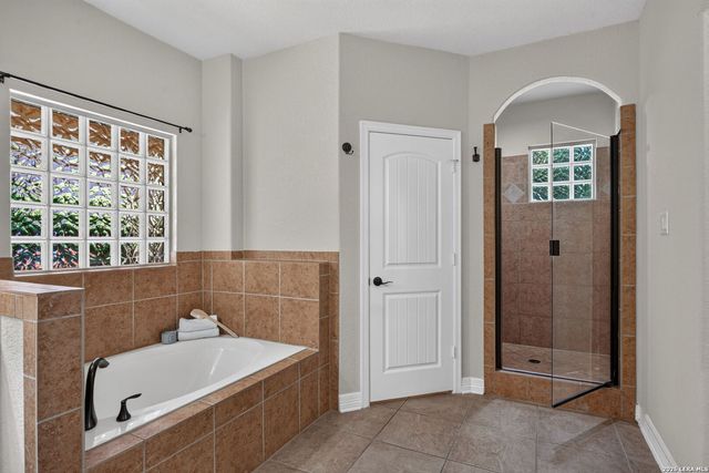 18907 Alpine Run, San Antonio, TX 78255
