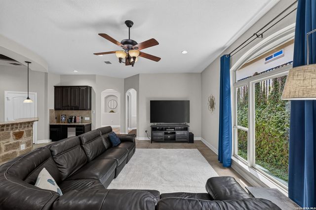 18907 Alpine Run, San Antonio, TX 78255