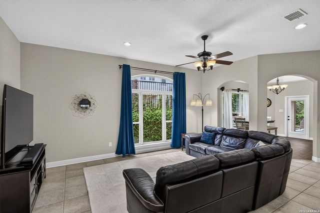 18907 Alpine Run, San Antonio, TX 78255