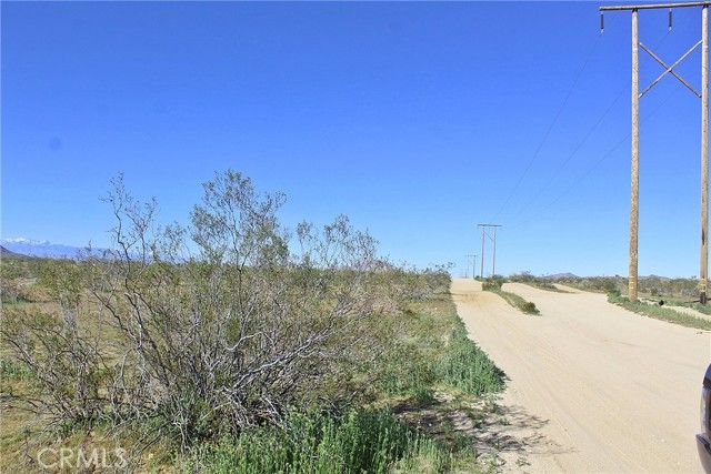 1 Kimshew Road, Apple Valley, CA 92307