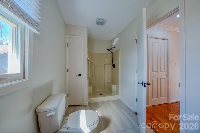 4 Hedgerose Court D, Asheville, NC 28805