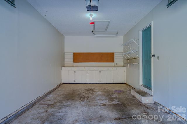 4 Hedgerose Court D, Asheville, NC 28805