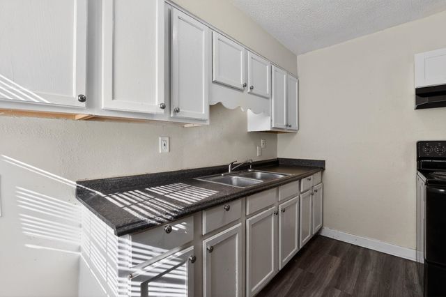 4089 MEADOW DR, Memphis, TN 38111