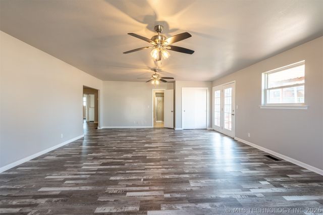2150 S 80th East Avenue, Tulsa, OK 74129