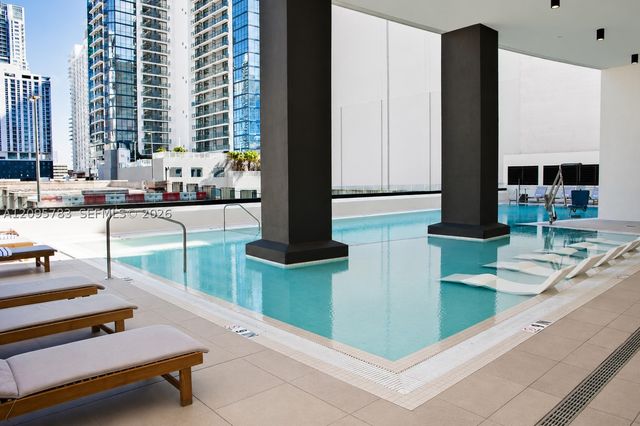 225 N Miami Avenue 2306, Miami, FL 33128