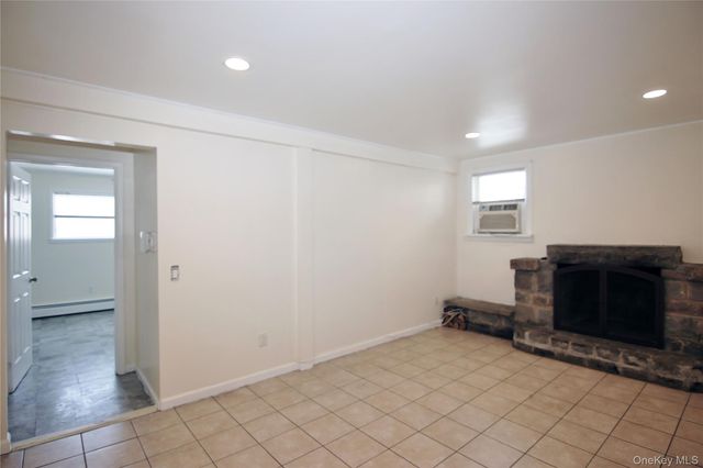 201 Bennett Avenue 1, Yonkers, NY 10701