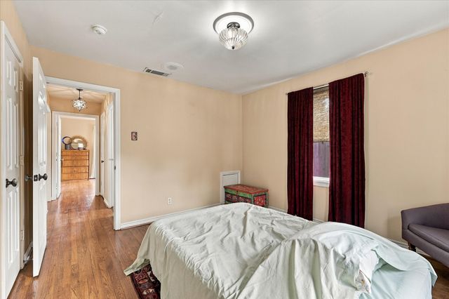 3202 Casino Drive, Dallas, TX 75224