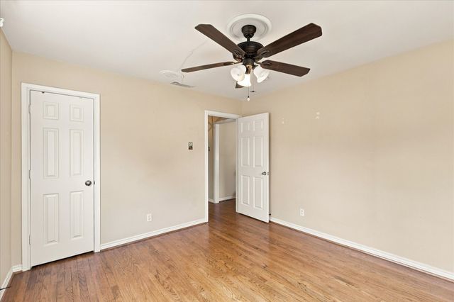 3202 Casino Drive, Dallas, TX 75224