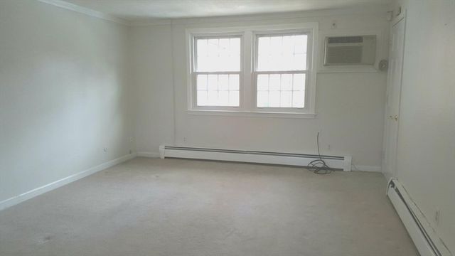 160 Tyngsboro Road 19, Chelmsford, MA 01863