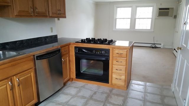 160 Tyngsboro Road 19, Chelmsford, MA 01863