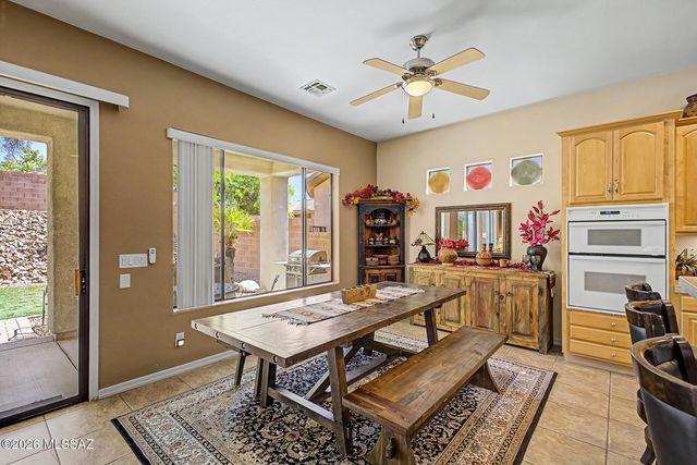 4698 W Cholla Bluff Drive, Marana, AZ 85658