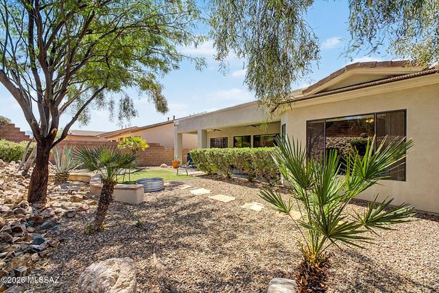 4698 W Cholla Bluff Drive, Marana, AZ 85658
