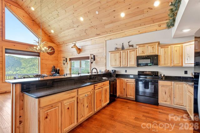 25 N Forest Drive, Marion, NC 28752