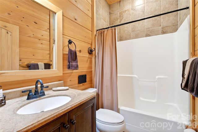 25 N Forest Drive, Marion, NC 28752