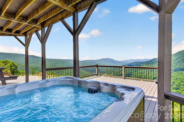 25 N Forest Drive, Marion, NC 28752