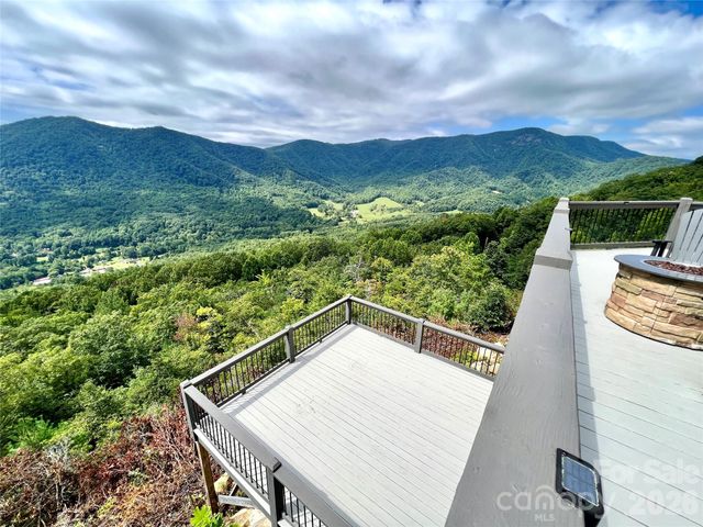 25 N Forest Drive, Marion, NC 28752