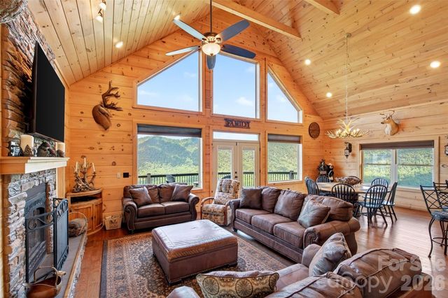25 N Forest Drive, Marion, NC 28752