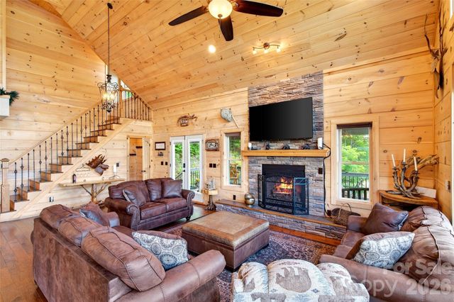 25 N Forest Drive, Marion, NC 28752