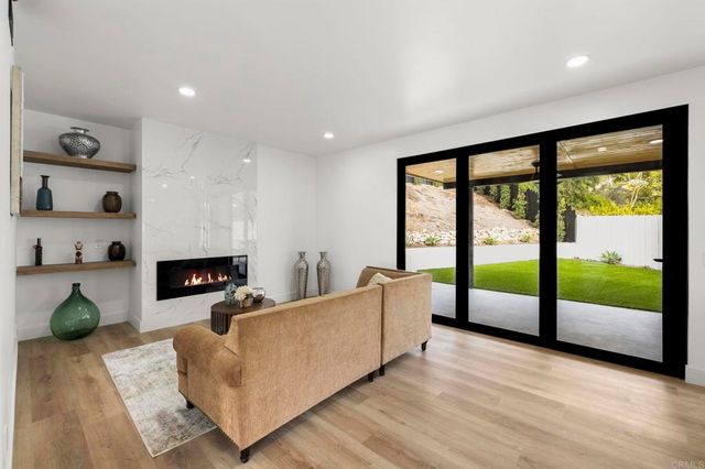 1486 Stoneridge Terrace, Vista, CA 92083