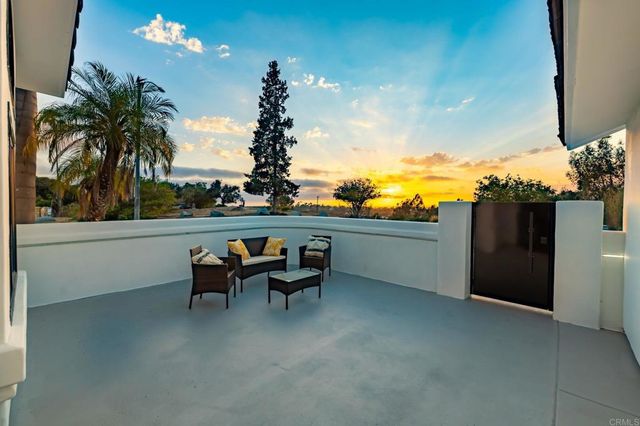 1486 Stoneridge Terrace, Vista, CA 92083