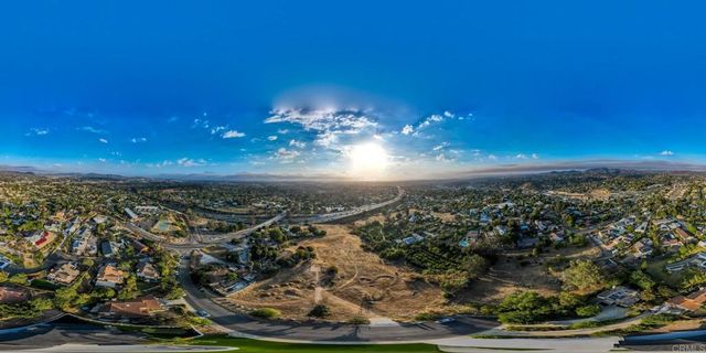 1486 Stoneridge Terrace, Vista, CA 92083