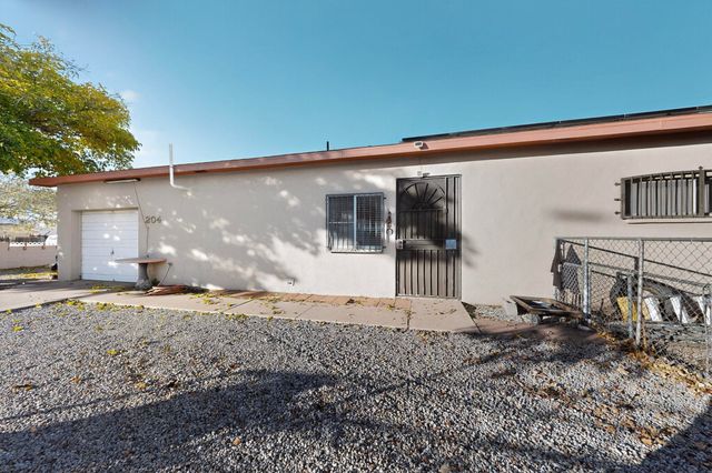 204 General Hodges Street NE, Albuquerque, NM 87123