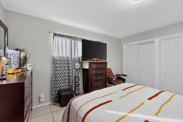 204 General Hodges Street NE, Albuquerque, NM 87123