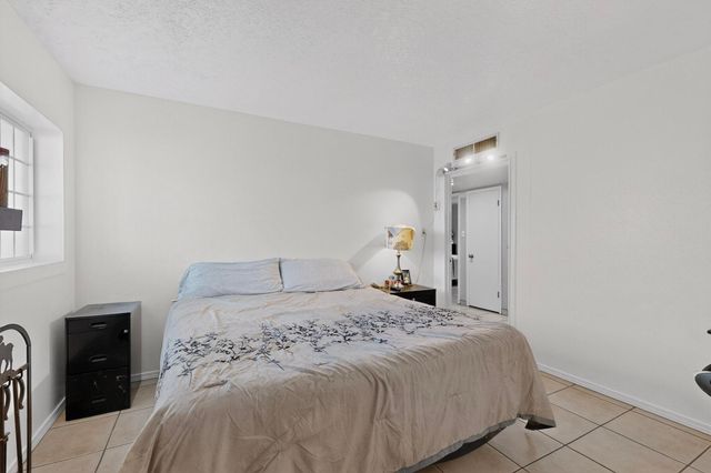 204 General Hodges Street NE, Albuquerque, NM 87123