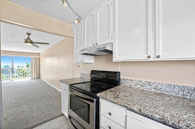 1866 Forestdale Drive, Encinitas, CA 92024