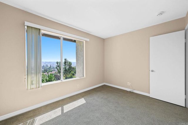 1866 Forestdale Drive, Encinitas, CA 92024