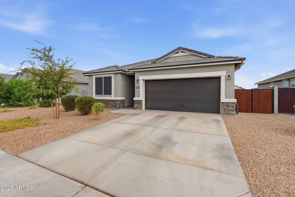 1583 E LARDNER Drive, Casa Grande, AZ 85122 — photo 2
