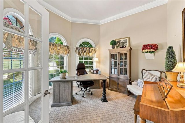 5359 Point South Drive, Gainesville, GA 30504