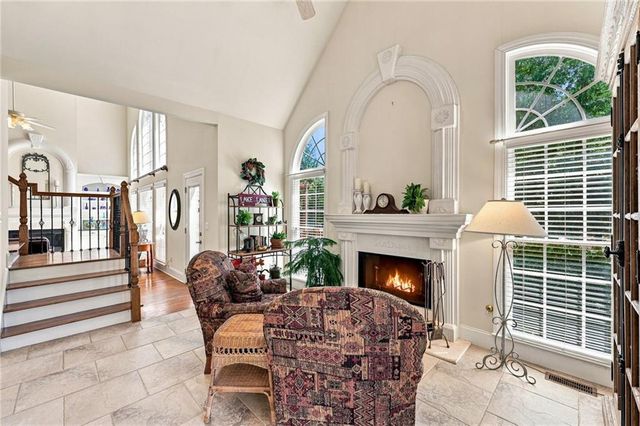 5359 Point South Drive, Gainesville, GA 30504