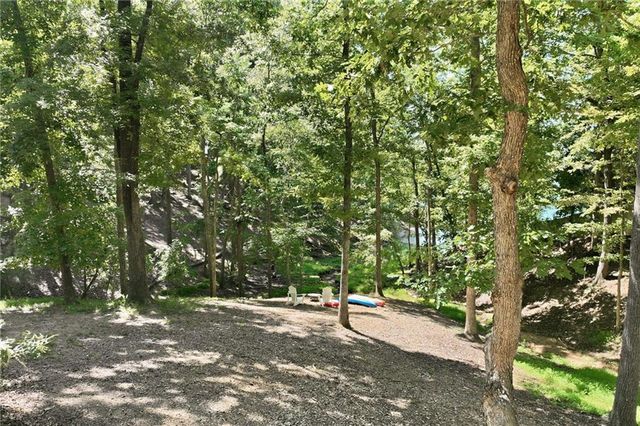 5359 Point South Drive, Gainesville, GA 30504
