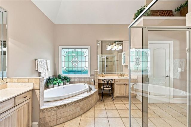 5359 Point South Drive, Gainesville, GA 30504